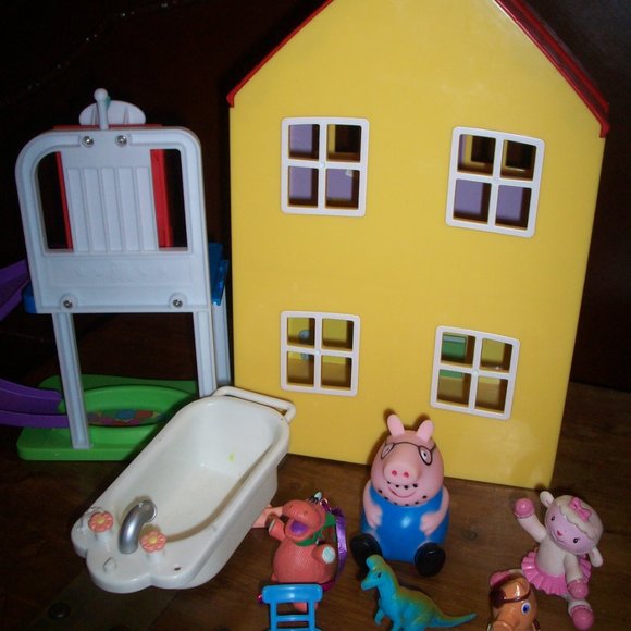 Peppa Pig Lot Boat Yellow House Ball Pit Misc Pieces Dollhouse Jazzwares 2003 - Picture 1 of 10